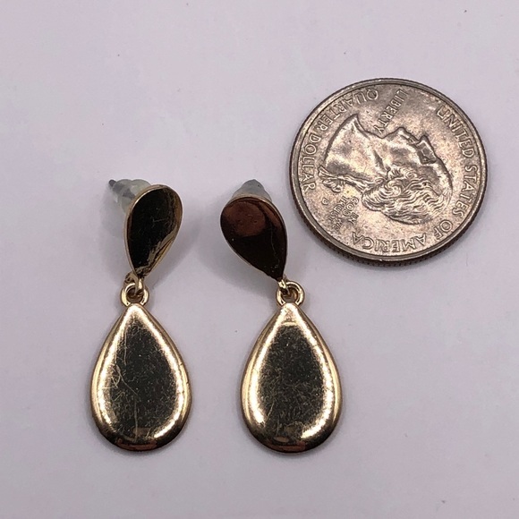 Gold Tone Water Drop Dangle Earrings - Picture 2 of 6